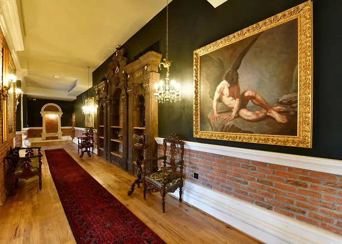 Sacred Mansion Hotel